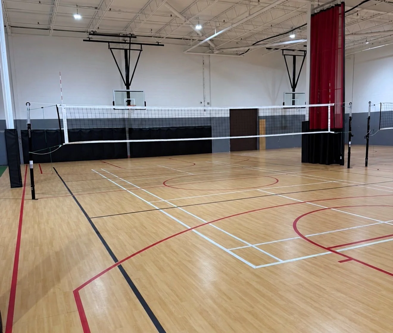 Indoor court space at Pakmen Courts South